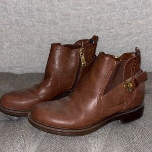 Tommy Hilfiger booties